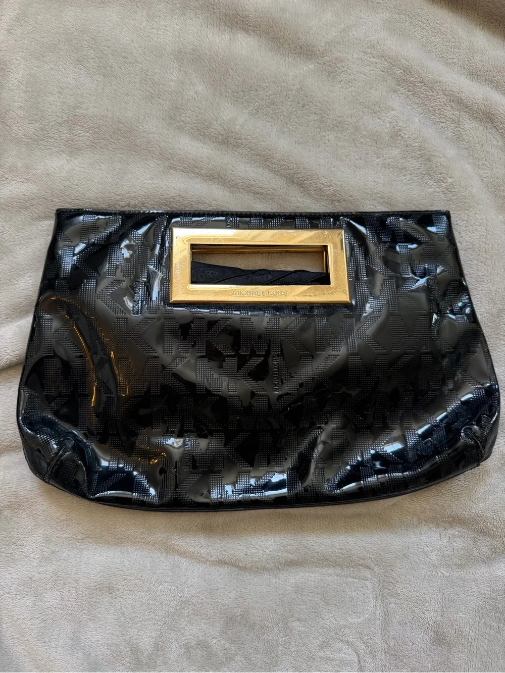 Michael Kors Black Patent Logo Wristlet with Gold Handle Accent - Picture 2 of 3